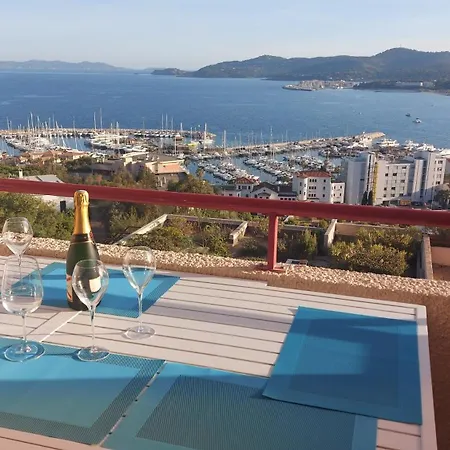 Mandariniers - T3 Pour 4 Pers - Piscine Apartment Le Lavandou